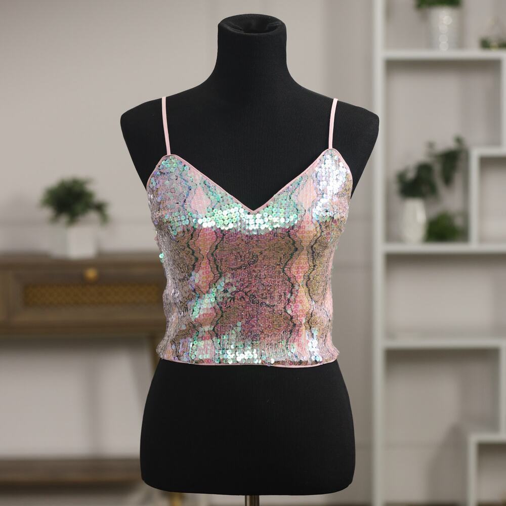NWOT BEBE Sequin Halter Crop Top – Size M – Light Pink & Plum – Caged Back